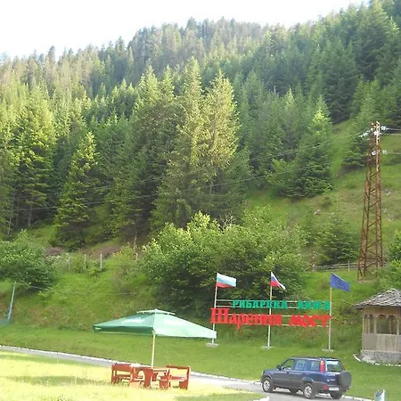 Shareniya Most Penzion Trigrad